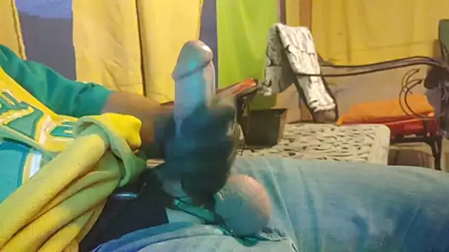 bwcbeat83 online show from February 6, 1:12 am