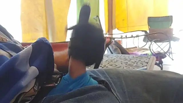 bwcbeat83 online show from December 20, 9:06 pm