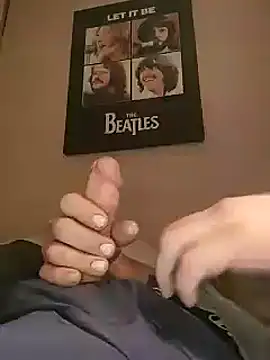 Snapshot of bwcbeat83 chatting on March 14, 6:53 am bwcbeat83 online show from March 14, 6:53 am