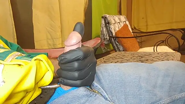 bwcbeat83 online show from January 16, 2:26 am