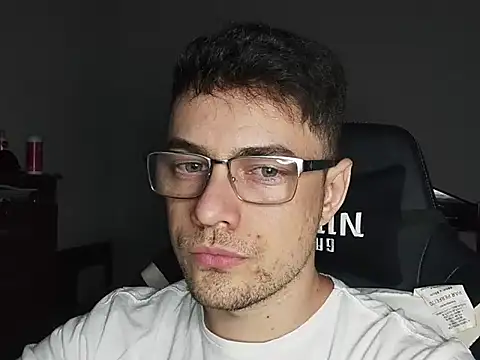 Dyllan   online show from October 29, 1:48 am