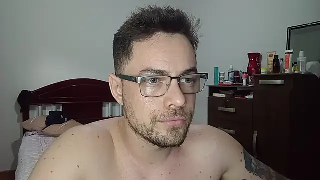 Dyllan   online show from May 27, 3:08 pm