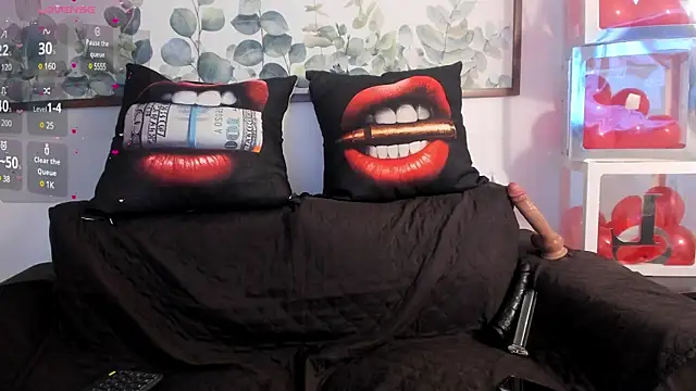 Snapshot of NicolettaLima chatting on February 17, 7:55 pm NicolettaLima online show from February 17, 7:55 pm