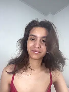 Snapshot of Bella_still chatting on June 22, 2:03 pm Bella still online show from June 22, 2:03 pm