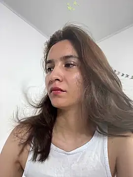 Snapshot of Bella_still chatting on July 3, 1:39 pm Bella still online show from July 3, 1:39 pm