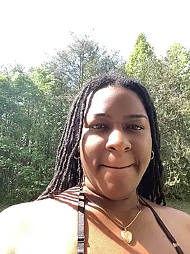 xoxoHotCoCo online show from April 16, 3:02 pm