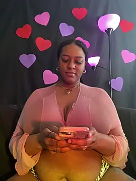 xoxoHotCoCo online show from February 17, 4:26 pm