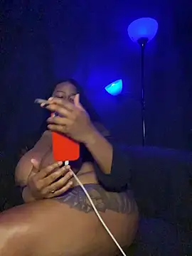 xoxoHotCoCo online show from April 3, 2:40 am