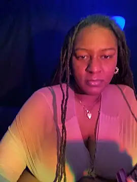 xoxoHotCoCo online show from March 13, 12:21 pm