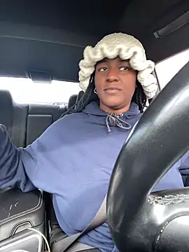 xoxoHotCoCo online show from February 12, 4:29 pm