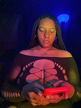 xoxoHotCoCo online show from April 2, 2:08 am