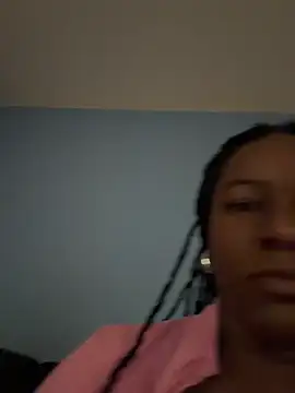 xoxoHotCoCo online show from July 6, 12:56 pm