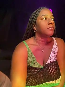 xoxoHotCoCo online show from April 28, 2:49 am