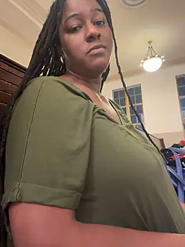 xoxoHotCoCo online show from July 3, 2:18 am