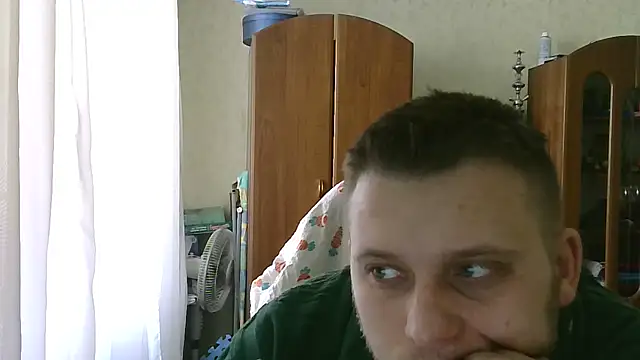 HunterOnBoobs online show from February 27, 12:56 pm