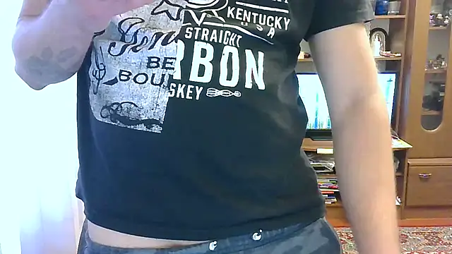 HunterOnBoobs online show from October 14, 7:20 am