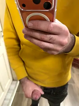 Snapshot of Klaus298 chatting on November 22, 6:45 am Klaus298 online show from November 22, 6:45 am