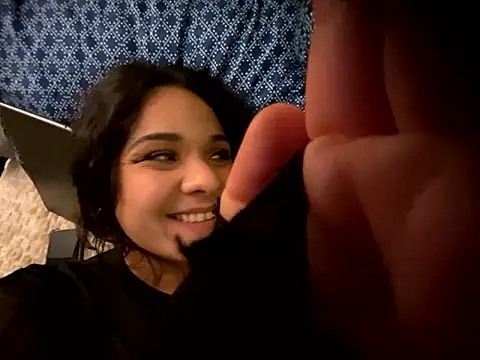 Snapshot of hornycouple818 chatting on October 1, 8:19 am hornycouple818 online show from October 1, 8:19 am
