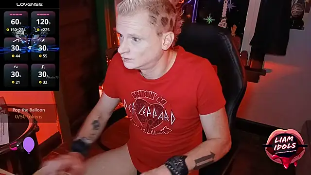 LiamIdols online show from November 5, 8:12 pm