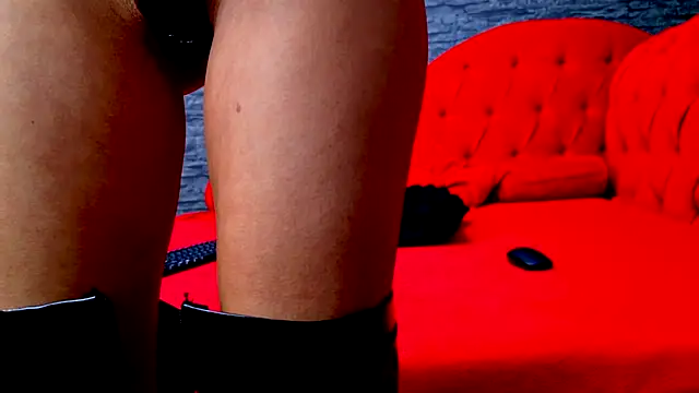 SelenaNoir online show from December 21, 5:20 am