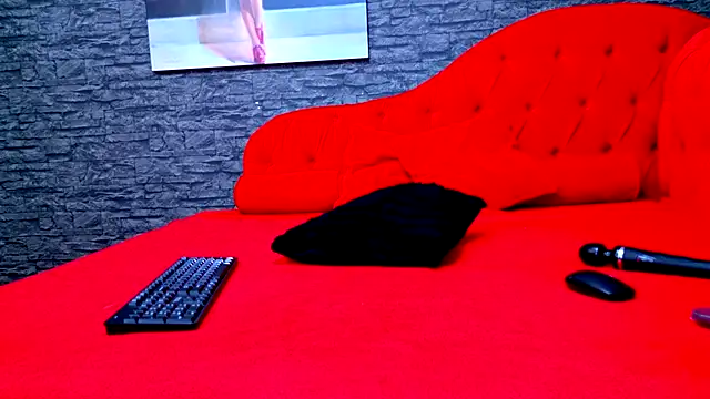 SelenaNoir online show from January 7, 5:23 am