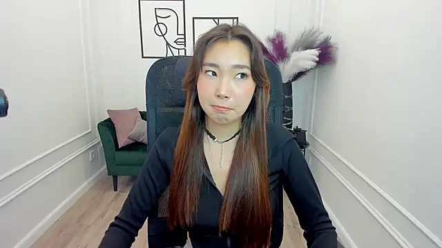 AnnaReyla online show from November 7, 7:18 pm