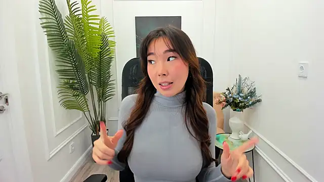 AnnaReyla online show from October 9, 8:09 pm