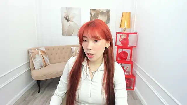 AnnaReyla online show from March 14, 7:09 pm