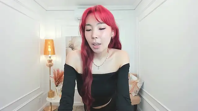 AnnaReyla online show from March 27, 7:15 pm