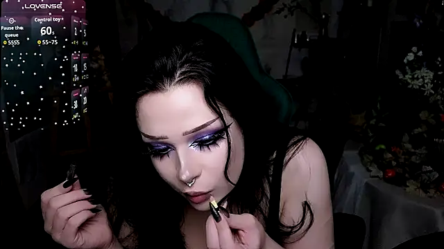 Rouz Farrel online show from November 2, 5:40 pm