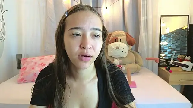 SERAFINA  online show from December 5, 12:59 pm