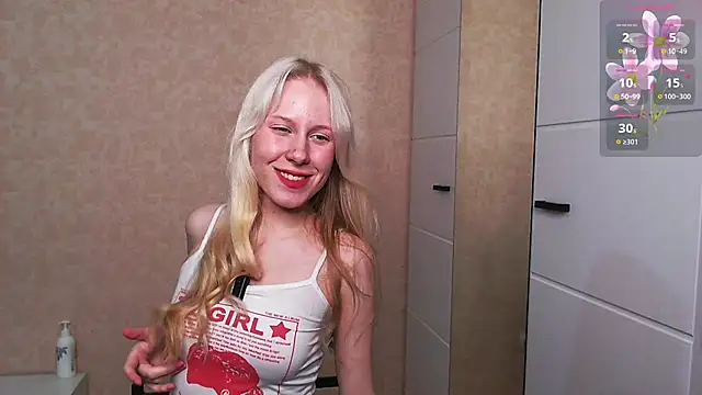 Mary Kitty88 online show from April 18, 3:36 pm