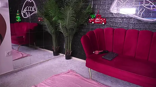 Annabellerise online show from December 5, 4:55 am