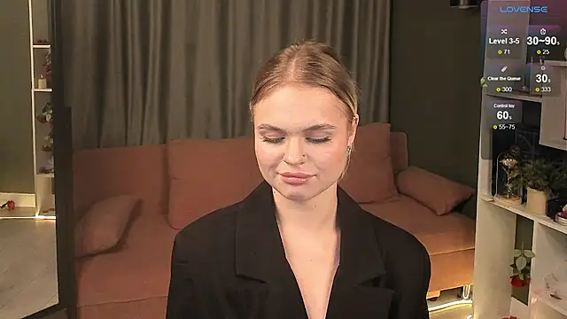 Snapshot of MilaFink chatting on February 24, 4:15 pm MilaFink online show from February 24, 4:15 pm