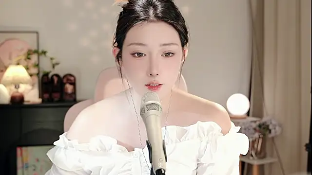 Dou-Dou-er online show from November 12, 1:37 pm