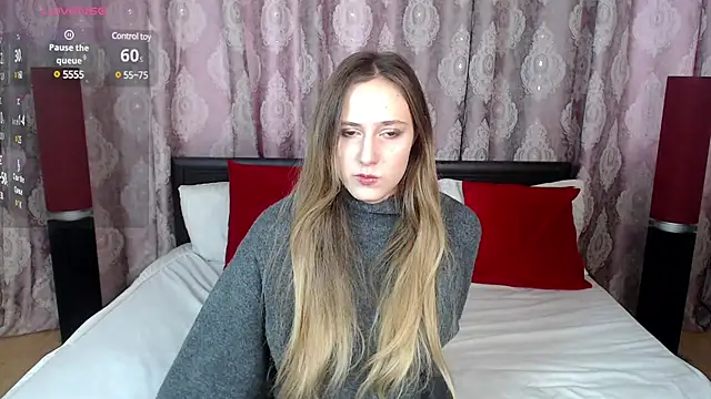 blondyriss online show from February 5, 1:54 pm