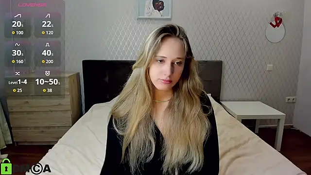 blondyriss online show from September 25, 6:36 pm