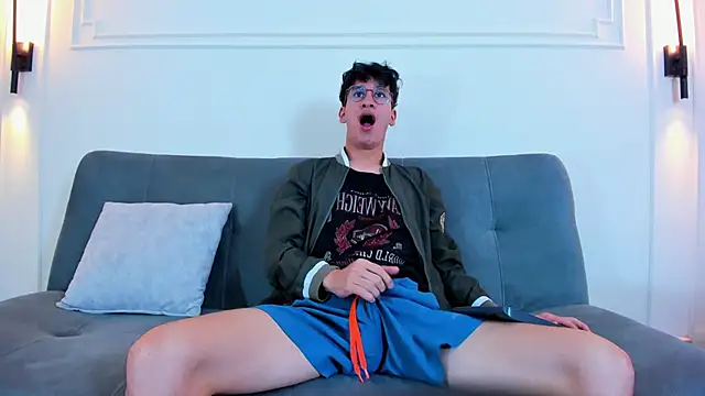 Cum hunters online show from November 9, 3:10 am