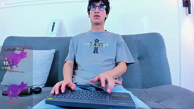 Cum hunters online show from February 13, 3:17 am