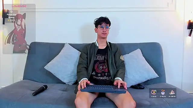 Cum hunters online show from October 28, 5:50 am