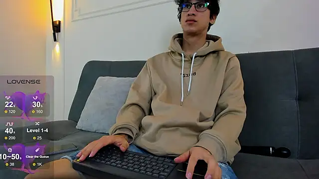 Cum hunters online show from February 7, 3:14 am