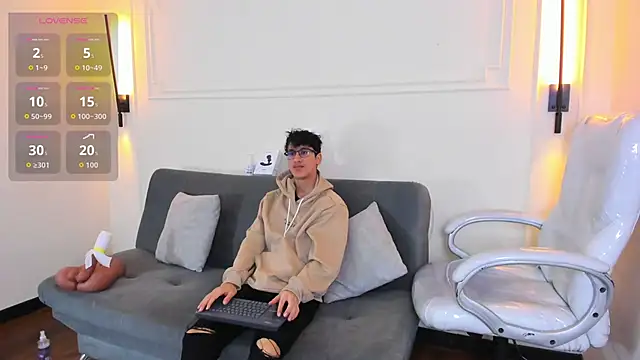 Cum hunters online show from November 29, 3:17 am