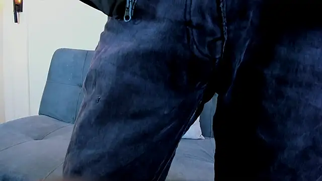 Cum hunters online show from June 4, 3:11 am