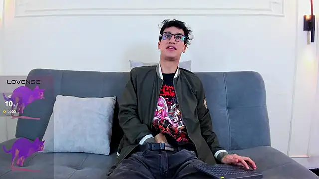 Cum hunters online show from March 27, 3:26 am