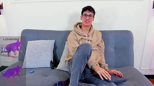 Cum hunters online show from March 1, 3:17 am