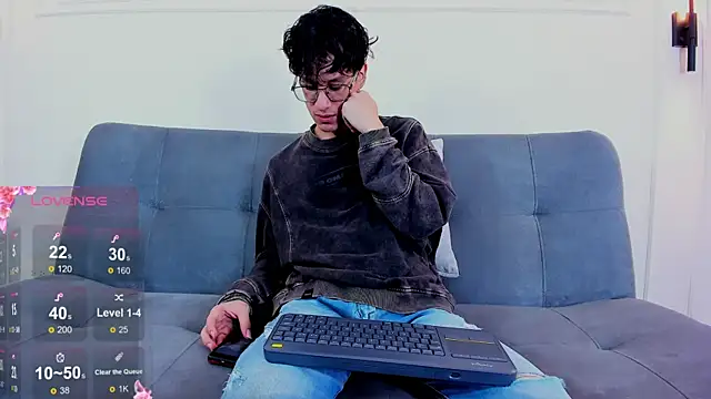 Cum hunters online show from June 6, 3:12 am
