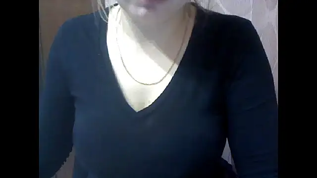 Allie Janet online show from December 1, 8:15 am