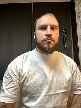 Snapshot of _XxX-XxX_ chatting on September 24, 5:08 pm XxX-XxX online show from September 24, 5:08 pm
