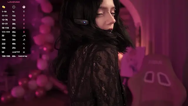 Snapshot of miuri_miy chatting on February 13, 6:52 pm miuri miy online show from February 13, 6:52 pm