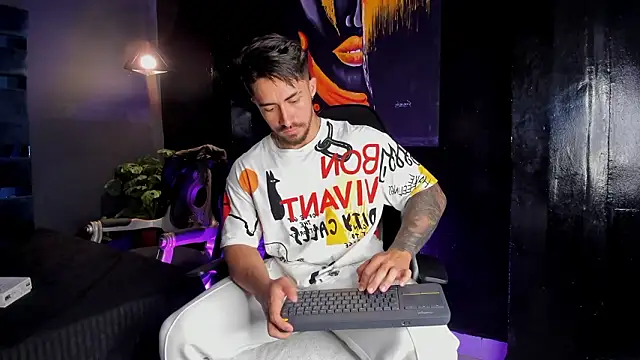 Brad Summer online show from February 21, 11:29 pm